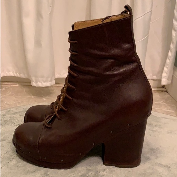 Acne Lea Shank leather heeled booties size 7/8 •UNIQUELY YOURS• - Picture 5 of 8